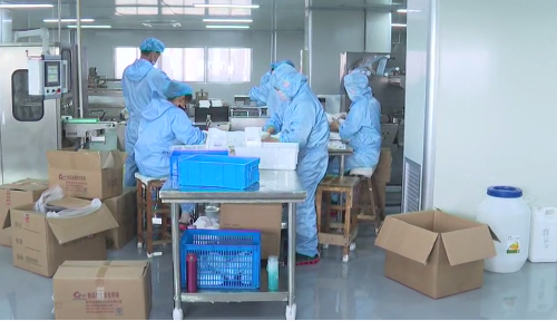 浙江各地穩(wěn)企業(yè)、防風(fēng)險 民營企業(yè)發(fā)展按下&ldquo;加速鍵&rdquo;